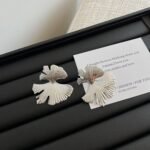 CELEBRITY FASHION EARRINGS (MA144)