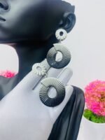 NEW IN STATEMENT FASHION BADDIES EARRING(MA4279) - Image 3