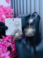 NEW IN STATEMENT FASHION BADDIES EARRING(MA4312)