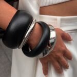 EXAGGERATED WOODEN SET BADDIE BANGLE (MA5216) - Image 2