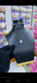 NON TARNISH ZIRCONIA NECKLACE (MA5318)
