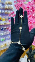 NON TARNISH VCA LINK FINGER BRACELET (MA5364)